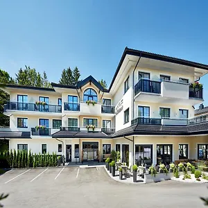https://hotel-garni-melanie.salzburghotels.net