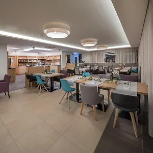 https://hotel-frauenschuh.saalbachhinterglemmhotels.com